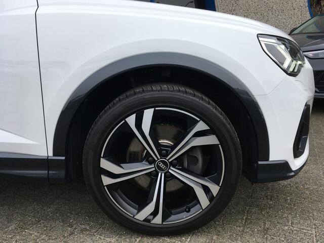 Audi Q3 Sportback 45 TFSIe 245 pk S-line Black Edition