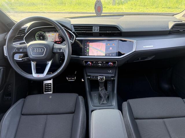 Audi Q3 45 TFSI e S-line PANO LED ACC BLIND