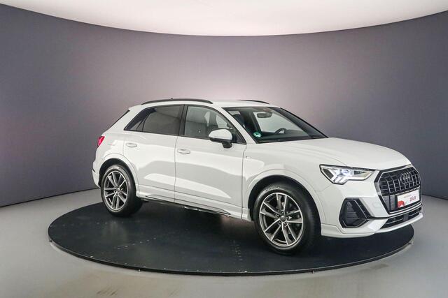 Audi Q3 35 TFSI S Line Pro Line S | Trekhaak | S Line | Keyless | Dodehoek | Audi sound | Full Led | Optiek Zwart