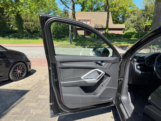 Audi Q3 35 TFSI Pro Line Airco/Lichtmetalen velgen/Parkeersensoren