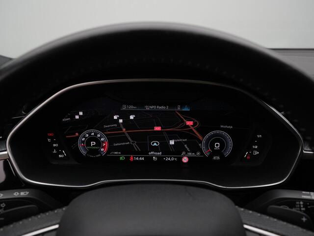 Audi Q3 35 TFSI 150 pk S-tronic S edition | Panoramadak | Leder | Achteruitrijcamera | Navigatie | Stoelverwarming | Keyless Entry