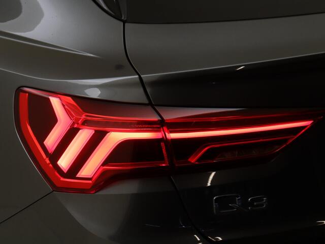 Audi Q3 Sportback 45 TFSI e S Edition | Navigatie Plus | Keyless | Lederen bekleding | Stoelverwarming | Elektrische achterklep | LED verlichting | Achteruitrijcamera | CarPlay |