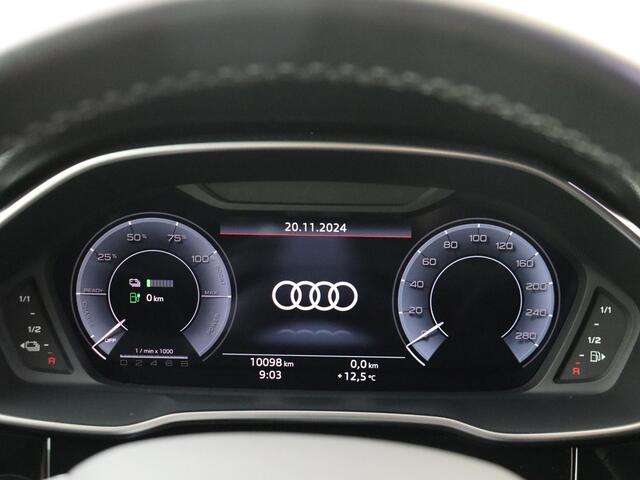 Audi Q3 Sportback 45 TFSI e S Edition | Navigatie Plus | Keyless | Lederen bekleding | Stoelverwarming | Elektrische achterklep | LED verlichting | Achteruitrijcamera | CarPlay |