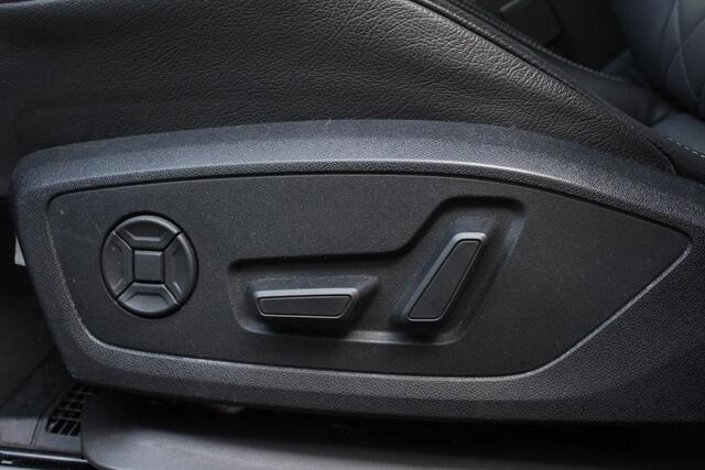 Audi Q3 45 TFSI quattro S Line Pro Line S |Pano | ACC | Lane ass | Black pakket