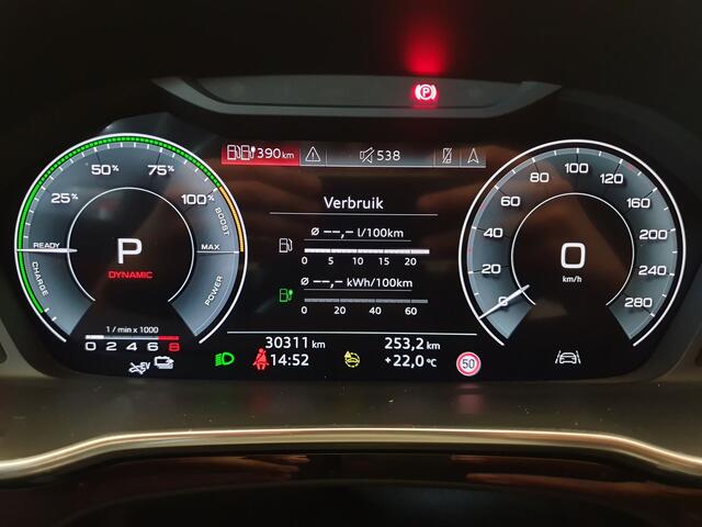 Audi Q3 Sportback 45 TFSI e 245pk S-Line S-Tronic Leder, Camera, Virtual cockpit