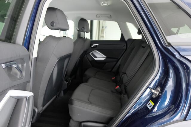 Audi Q3 40 TFSI quattro Pro Line | TREKHAAK | STOELVERW. |