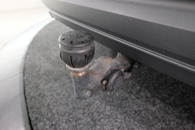 Audi Q3 40 TFSI quattro Pro Line | TREKHAAK | STOELVERW. |