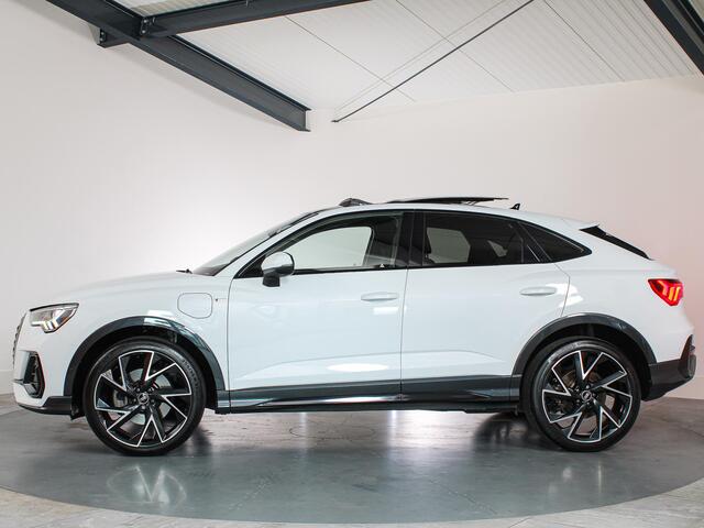 Audi Q3 Sportback 45 TFSI e 2x S-Line, 21", Virtual, Panoramadak, Navigatie, Matrix, Cruise Control