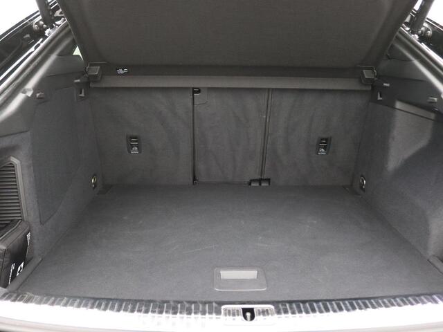 Audi Q3 Sportback 45 TFSI e S Edition matrix led, Sonos sound, 360gr. camera, panoramadak, elek. verstelbare stoelen, elek. bedienbare achterklep, 20" lichtmetaal
