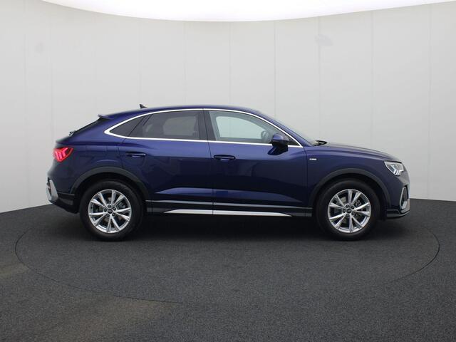 Audi Q3 Sportback 35 TFSI/150PK S Line · Drive select · Leder/Alcantara · Stoelverwarming · Garantie tot oktober 2029 of 100000km.