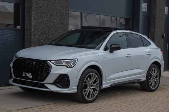 Audi Q3 Sportback 45 TFSI e S Edition | S-Line | PHEV | Audi Exclusive Suzuka Grey | Pano | 360 View | Elec. Memory Seats | 21 Inch Performance | Sfeer | Trekhaak | Virtual | Keyless | DAB | Carplay | Stoelverwarming | ACC | Pre Sense | Dealer Onderhouden | Garan