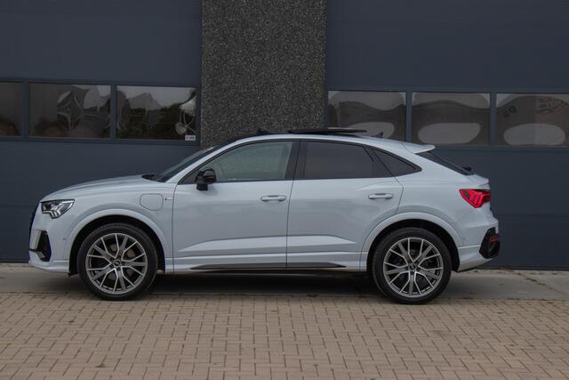 Audi Q3 Sportback 45 TFSI e S Edition | S-Line | PHEV | Audi Exclusive Suzuka Grey | Pano | 360 View | Elec. Memory Seats | 21 Inch Performance | Sfeer | Trekhaak | Virtual | Keyless | DAB | Carplay | Stoelverwarming | ACC | Pre Sense | Dealer Onderhouden | Garan