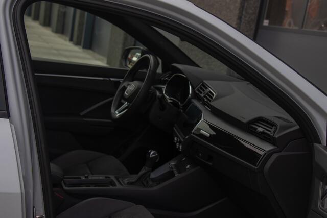 Audi Q3 Sportback 45 TFSI e S Edition | S-Line | PHEV | Audi Exclusive Suzuka Grey | Pano | 360 View | Elec. Memory Seats | 21 Inch Performance | Sfeer | Trekhaak | Virtual | Keyless | DAB | Carplay | Stoelverwarming | ACC | Pre Sense | Dealer Onderhouden | Garan