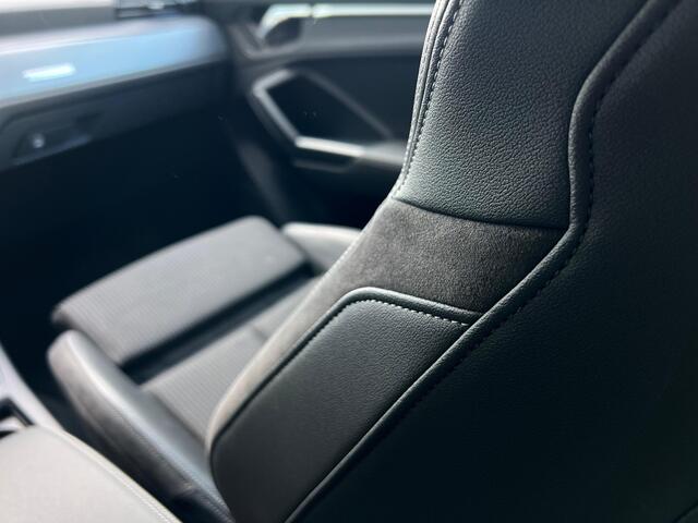 Audi Q3 35 TFSI S Line Pro Line S-LINE | TREKHAAK | 1/2 LEDER