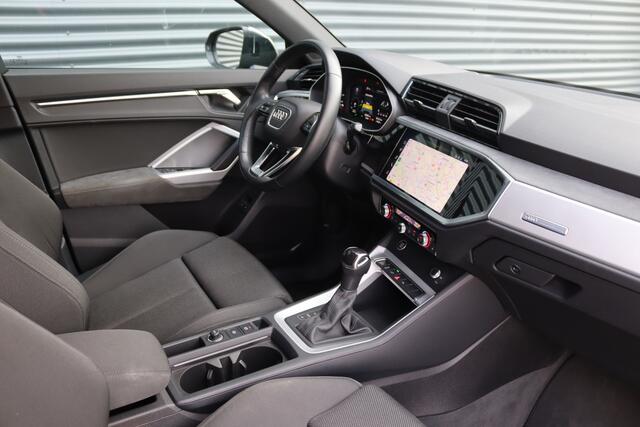 Audi Q3 45 TFSI e S-Line Matrix LED/ACC/Keyless/Sfeer/Dodehoek/Elek. klep/Trekhaak wegkl.