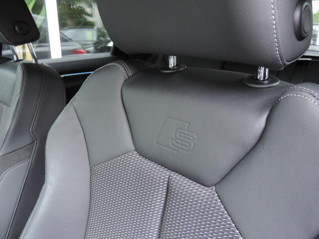 Audi Q3 45 TFSI e PHEV S Line - Camera | Elektr. klep | Stoelverw. | Business-pakket | 19 inch