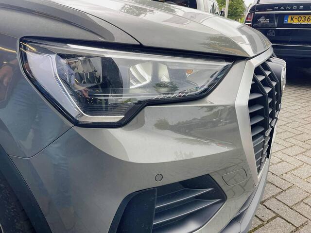 Audi Q3 Proline Sport | Virtual Cockpit | Elek klep | Volleder / Alcantara | MMI Navi+ | Trekhaak | Park pack | Verw Stoelen | Etc..