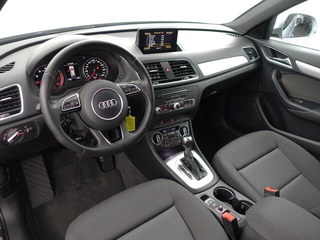 Audi Q3 1.4 TFSI S line Black Optic Aut- Xenon Led, Park Assist, Cruise, Clima