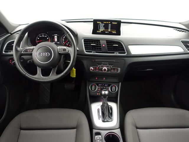 Audi Q3 1.4 TFSI S line Black Optic Aut- Xenon Led, Park Assist, Cruise, Clima