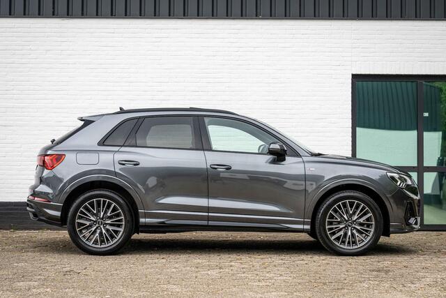 Audi Q3 45 TFSI e S-Line ACC Panorama Keyless Black Optic