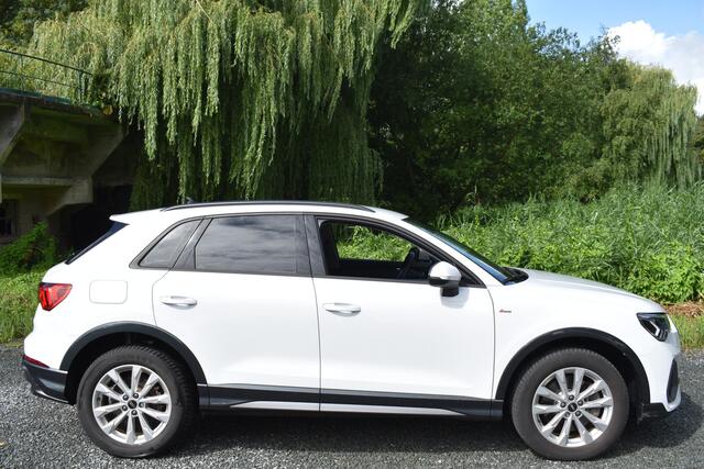 Audi Q3 45 TFSIe 245PK S-TRONIC HYBRID S-LINE VIRTUAL/PDC/CARPLAY