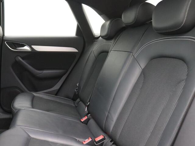 Audi Q3 1.4 TFSI CoD Sport S Line Edition 150PK S-Tronic Pano-Schuifdak, Navi, Cruise Controle, Clima, Sportstoelen, Trekhaak, 20" LM Velgen
