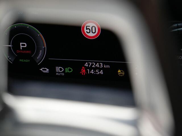 Audi Q3 Sportback 45 TFSI e 245 pk S-tronic Advanced Edition / S-Line | Trekhaak | Stoelverwarming | Navigatie | Parkeersensoren voor/achter