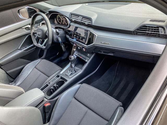 Audi Q3 Sportback 45 TFSIe 245PK S Edition | PANO | STOELVERWARMING | SFEERVERLICHTING | DIGITALE COCKPIT |