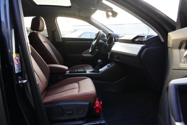 Audi Q3 Sportback 35 TFSI S edition 150pk Panoramadak/Stoelverwarming/Navigatie