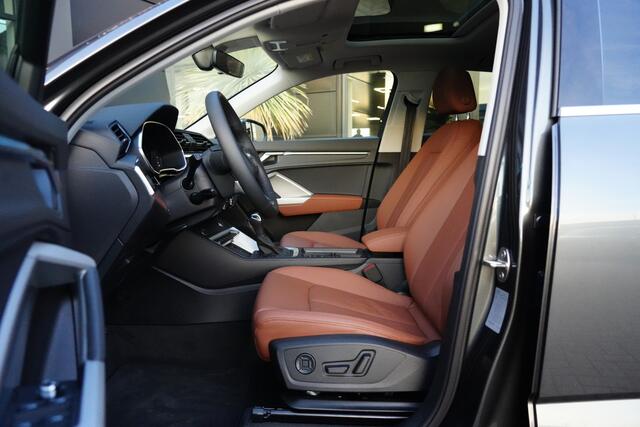 Audi Q3 Sportback 35 TFSI S edition 150pk Panoramadak/Stoelverwarming/Navigatie