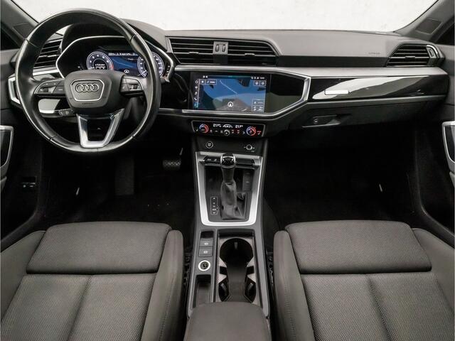 Audi Q3 Sportback 45 TFSI e S-Line Sport 245Pk Automaat (SCHUIFDAK, APPLE CARPLAY, BANG&OLUFSEN, 360 CAMERA, ZWART HEMEL, ADAPTIVE CRUISE, STOELVERWARMING, KEYLESS, ELEK ACHTERKLEP, NIEUWSTAAT)