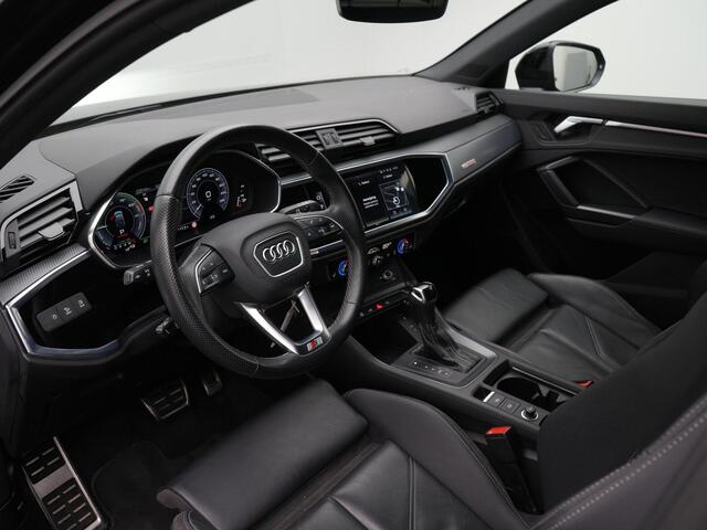 Audi Q3 Sportback 45 TFSI e 245 pk S-tronic S Edition / S-Line | Leder | Achteruitrijcamera | Stoelverwarming | Navigatie