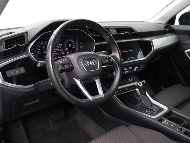 Audi Q3 45 TFSI e S edition | 245 PK | SoH 86% | Adaptive cruise control | Full LED verlichting | Voorstoelen verwarmd | S line |