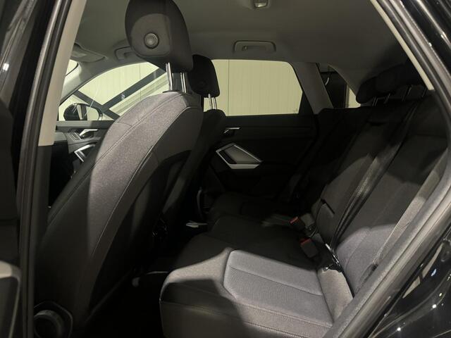 Audi Q3 45 TFSI e Business Aut. | navi | virtual | carplay | privacy glas |