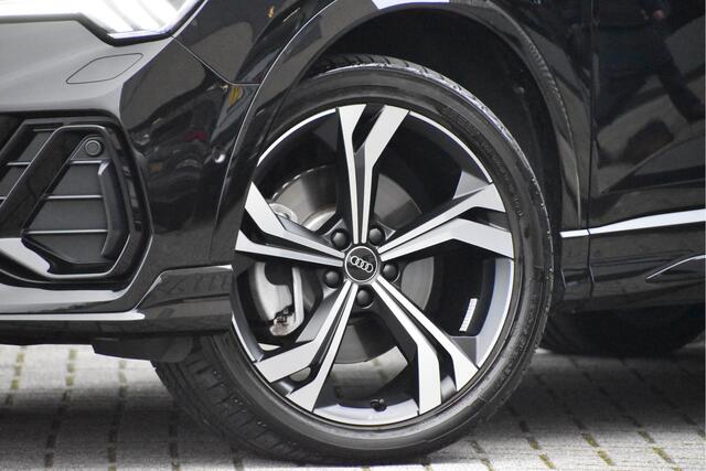 Audi Q3 Sportback 45 TFSI e S edition | Panoramadak | Leder | Adapitve Cruise | Nieuwstaat ! |