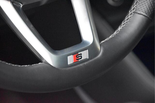 Audi Q3 Sportback 45 TFSI e S edition | Panoramadak | Leder | Adapitve Cruise | Nieuwstaat ! |