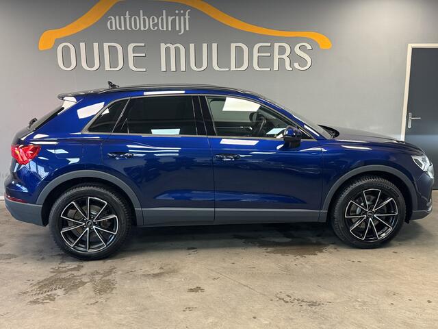 Audi Q3 45 TFSI e Stoelverwarming/Parkeersensoren/Trekhaak