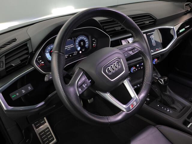 Audi Q3 Sportback 45 TFSI e Edition 245 pk S-tronic | Navigatie | Parkeersensoren (Park assist) | Achteruitrijcamera | Stoelverwarming | Adaptieve cruise control | Lederen bekleding |