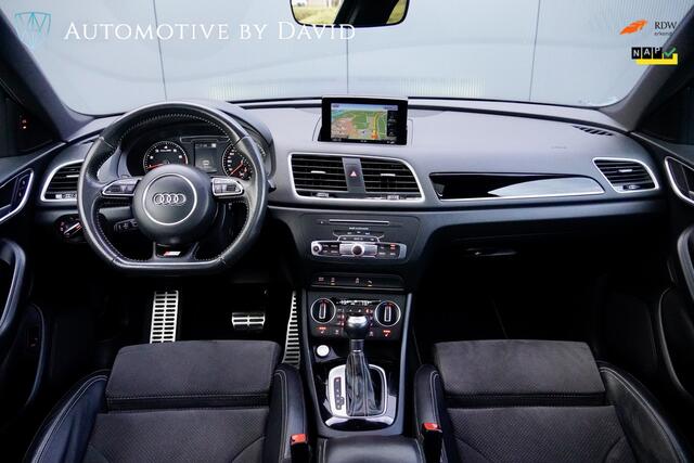 Audi Q3 1.4 TFSI 150 pk CoD S LINE EDITION AUTOMAAT / 3 x S-LINE / PANORAMADAK / TREKHAAK / ALCANTARA / DAB / CAMERA / MMI NAVIGATIE PLUS / KEYLESS ENTRY