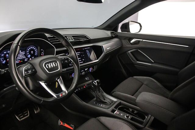 Audi Q3 45 TFSI e S edition | Trekhaak | Audi sound | MMI plus | Full-led | ACC | Parkeerhulp plus |