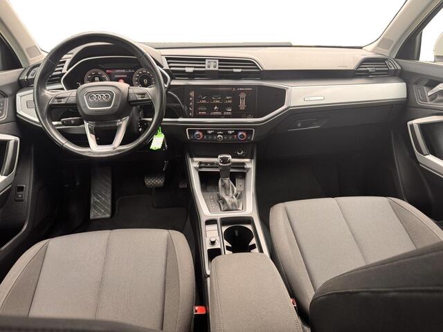 Audi Q3 45 TFSI e S tronic S-line, Stoelverw., 19 inch.