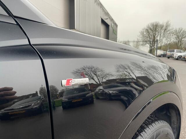 Audi Q3 45 TFSI e S-line, Luxe ambianceverlichting, Stoelverwarming, Leder, Hybride, Digitaal dashboard