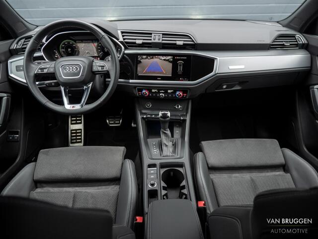 Audi Q3 Sportback 45 TFSI e S-Line Pano SONOS E-Stoelen Camera 20"