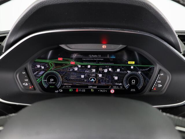 Audi Q3 45 TFSI e S edition 245pk | Navigatie | Stoelverwarming | 19 inch lichtmetalen velgen | 3 spaak afgevlakt stuurwiel