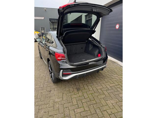 Audi Q3 advanced edition