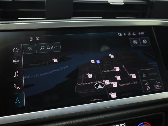 Audi Q3 45 TFSIe 180kW/245PK Business Edition · Elektrische stoelverstelling · Trekhaak · Stoelverwarming · Navigatie ·