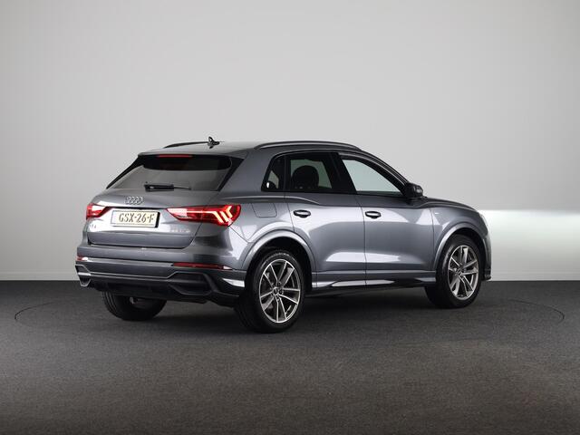 Audi Q3 35 TFSI S edition Competition 150pk| Verlengde garantie | Navigatie | Parkeercamera | 19 inch Lichtmetalen velgen | Apple Carplay/ Android Auto
