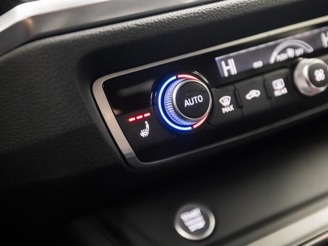 Audi Q3 Sportback 35 TFSI S-Line Sport 150Pk Automaat (2X S-LINE, APPLE CARPLAY, GROOT NAVI, LEDER, SFEERVERLICHTING, STOELVERWARMING, SPORTSTOELEN, ADAPTIVE CRUISE, GETINT GLAS, TREKHAAK, PLAT SPORTSTUUR, NIEUWSTAAT)