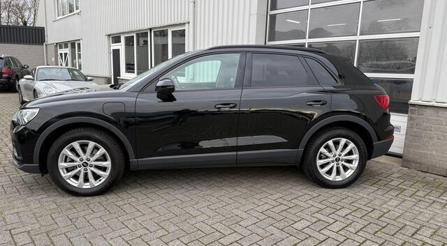 Audi Q3 45 TFSI e Advanced edition