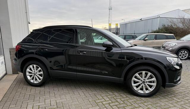 Audi Q3 45 TFSI e Advanced edition